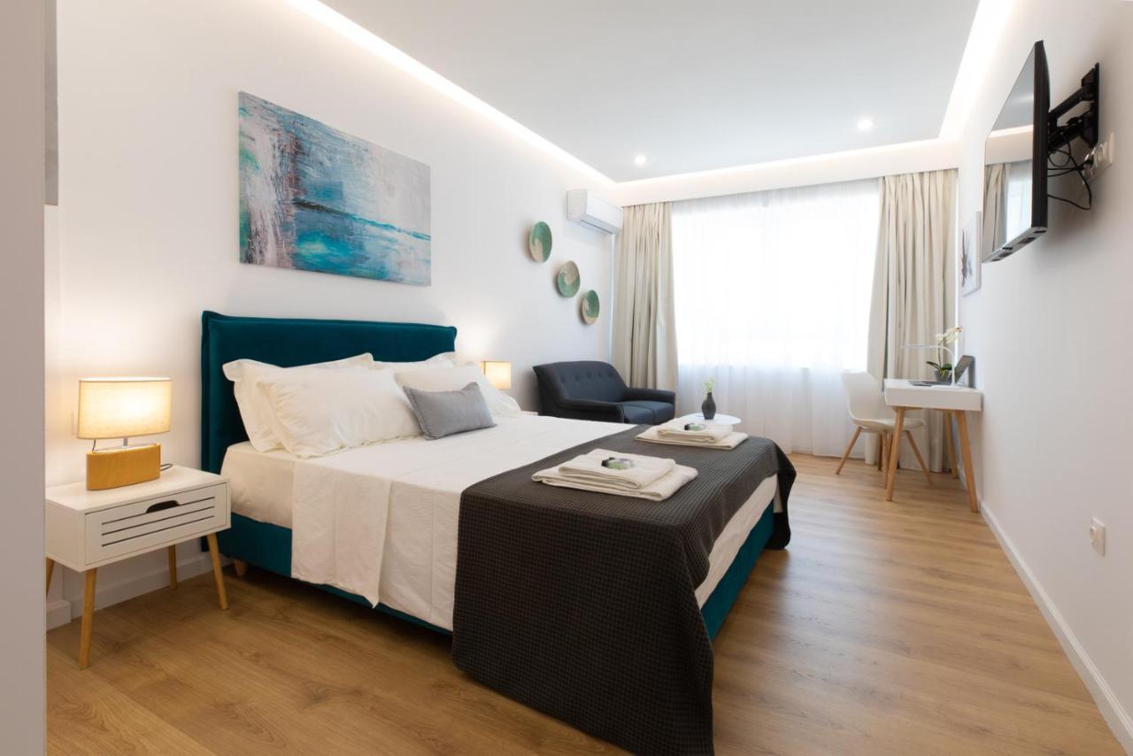 Minimal In Plaka Appartement