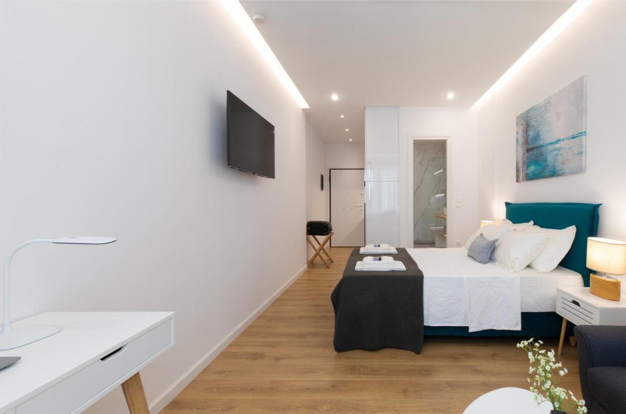 Minimal In Plaka