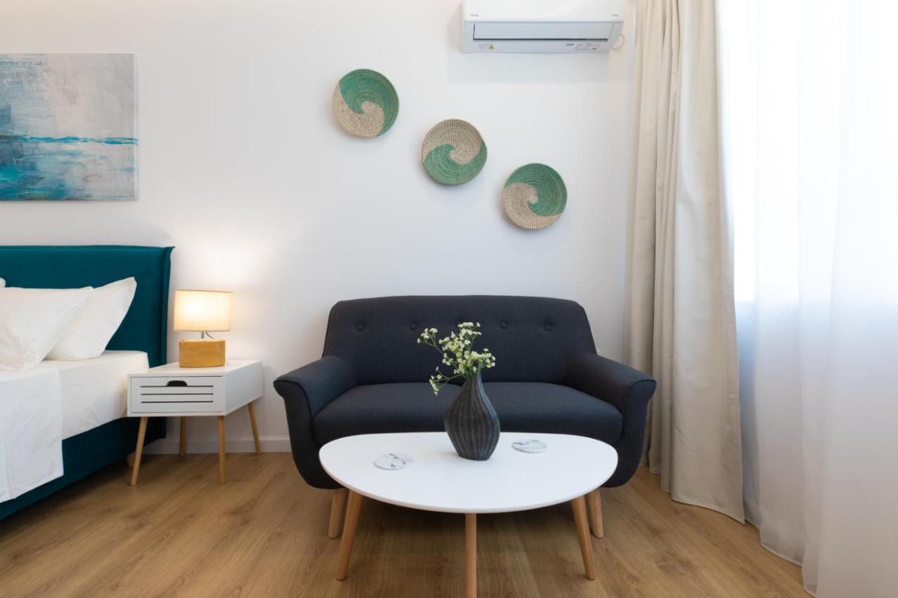 Minimal In Plaka * Athens